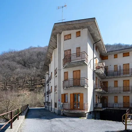Ai Piedi Del Monte By Interhome Apartment Miroglio