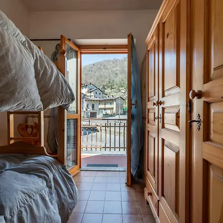 شقة Ai Piedi Del Monte By Interhome Miroglio