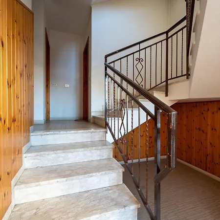 Apartment Ai Piedi Del Monte By Interhome Miroglio